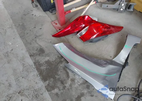 2013 Hyundai Elantra Gls из США, поврежденный, VIN KMHDH4AE1DU760590